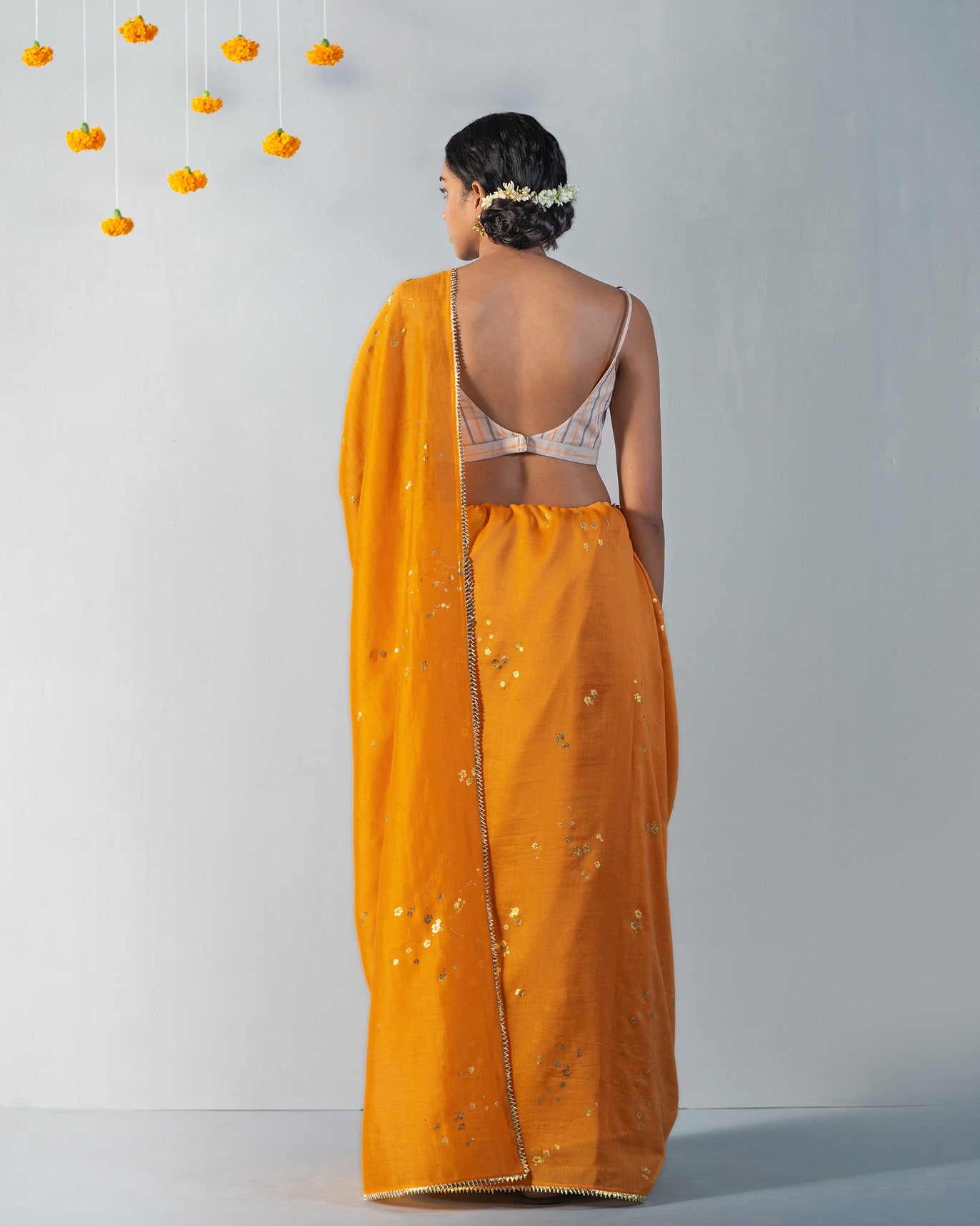Zahira Sari - Orange