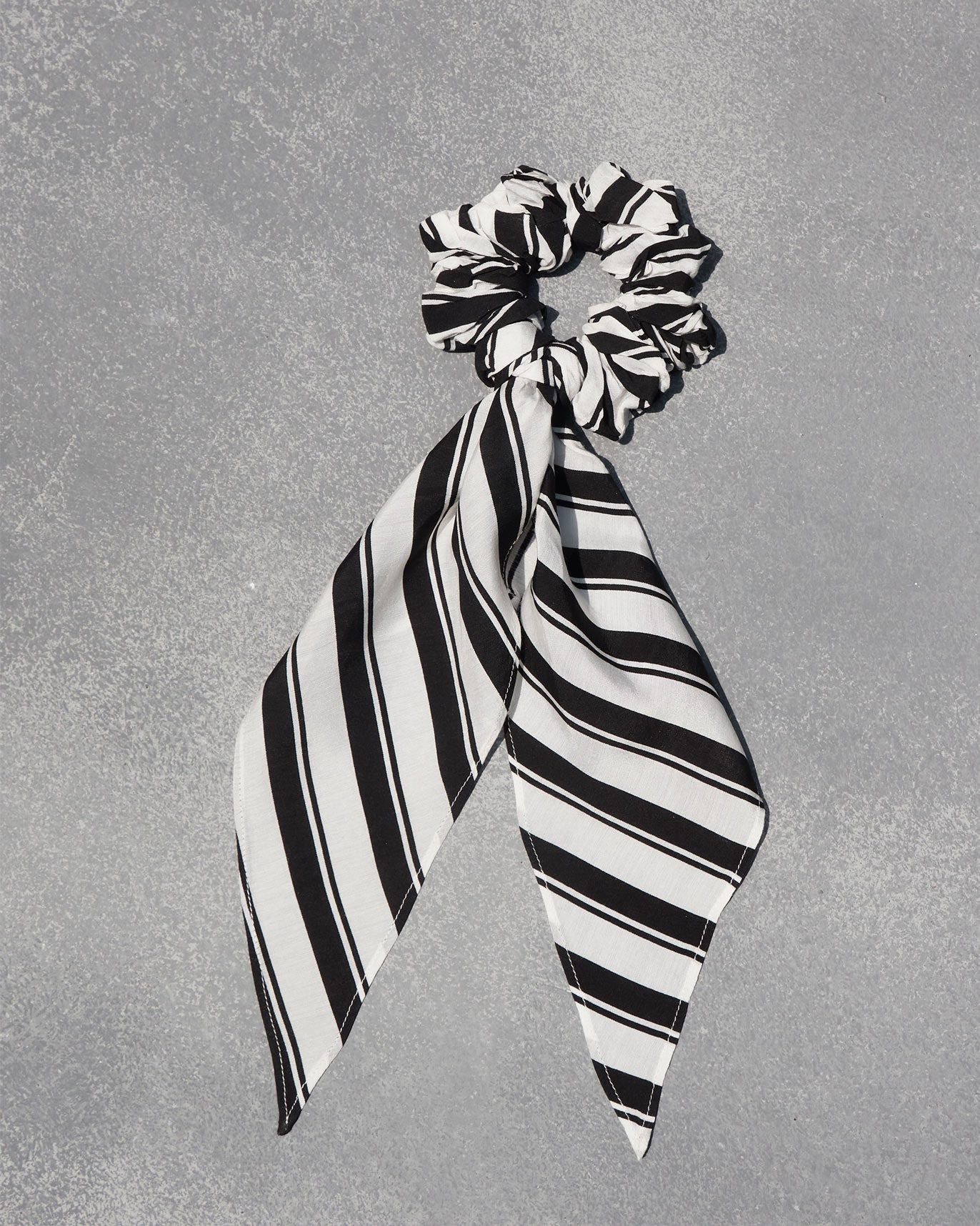 Striped Scrunchy - Ivory & Black