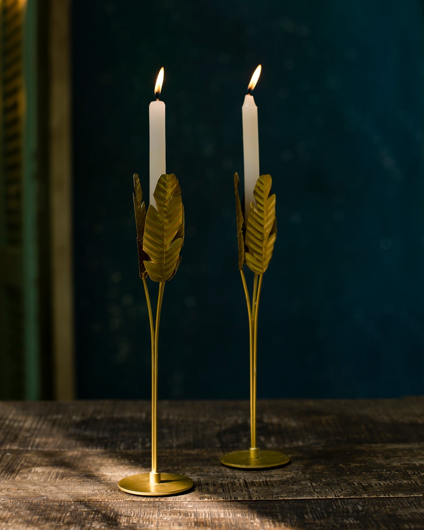 Banana Leaf Candle stand (Set of 2)