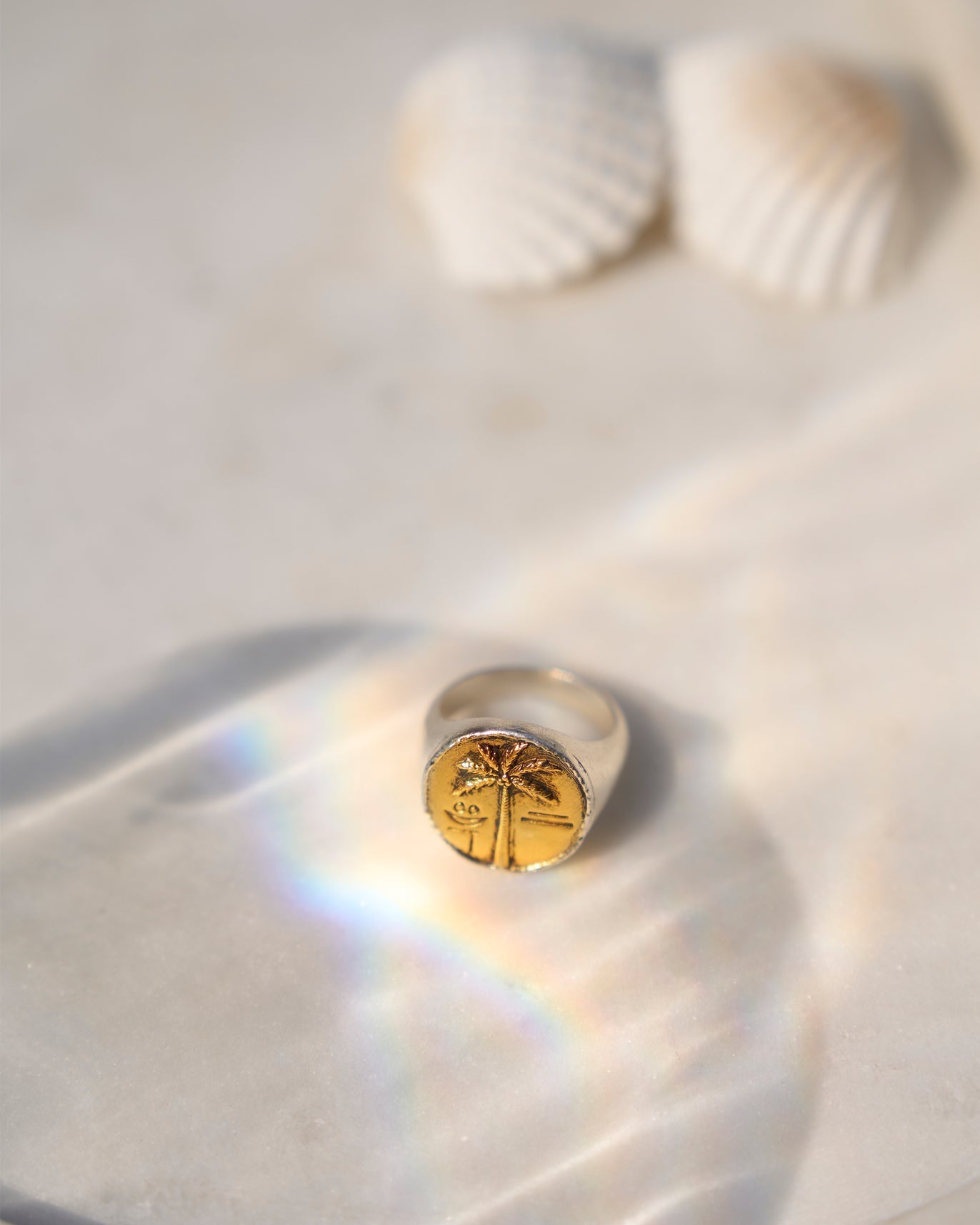 Coco Palm Signet Ring - Gold