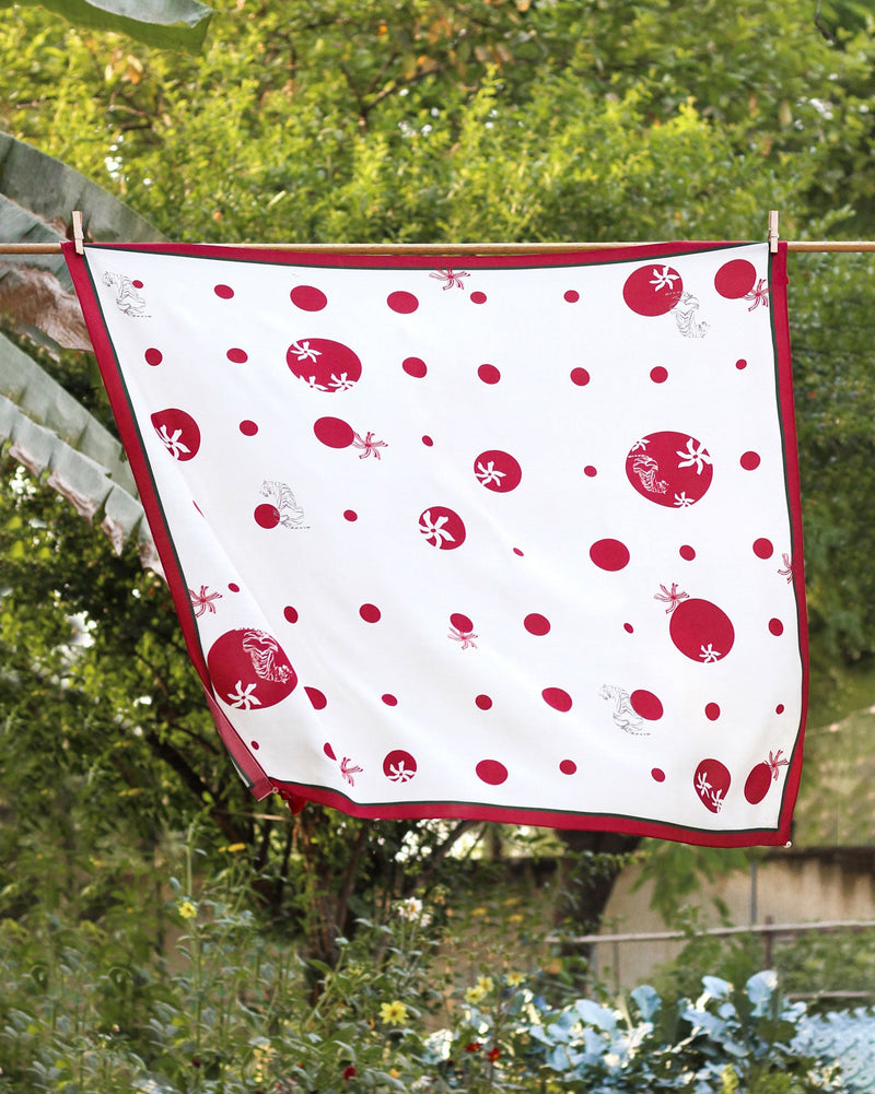 Dotty Scarf - Ivory & Red