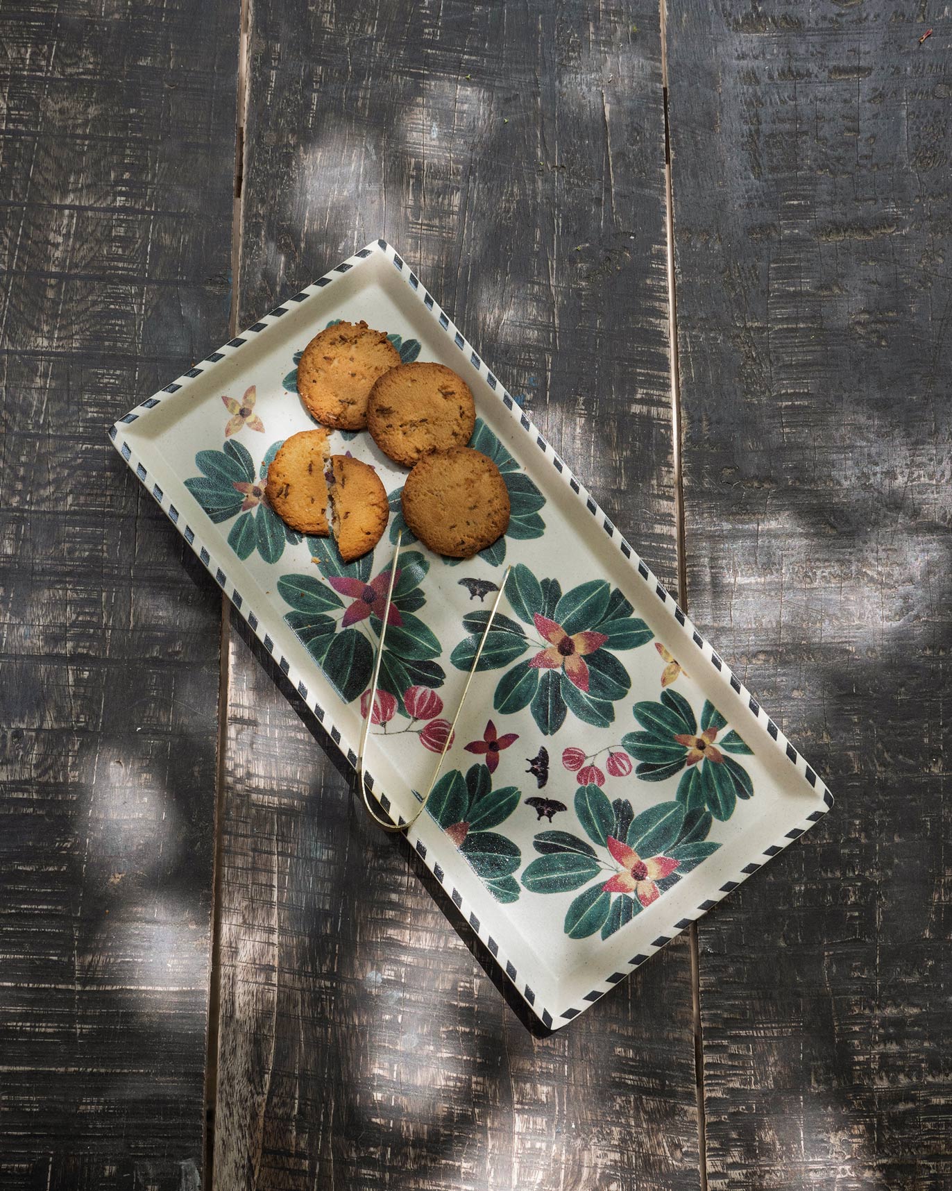 Flora Cookie Tray with Tong